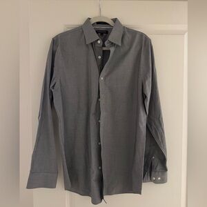 Banana Republic Men's Casual Gray Button Down Shirt
